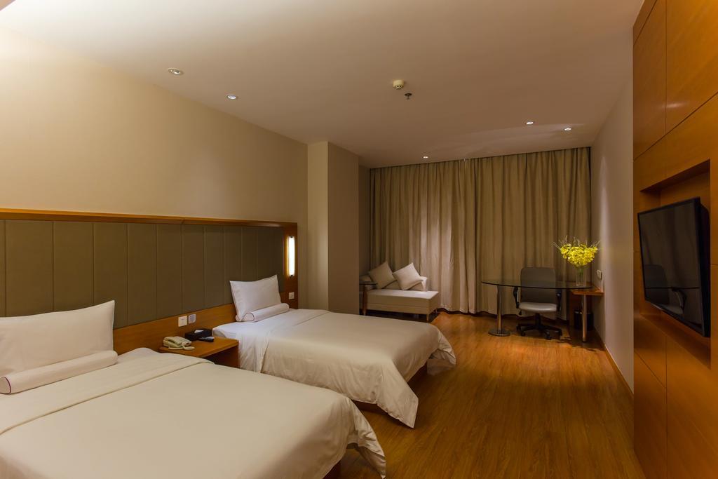 Ji Hotel Wuhan Guanggu Plaza Oda fotoğraf