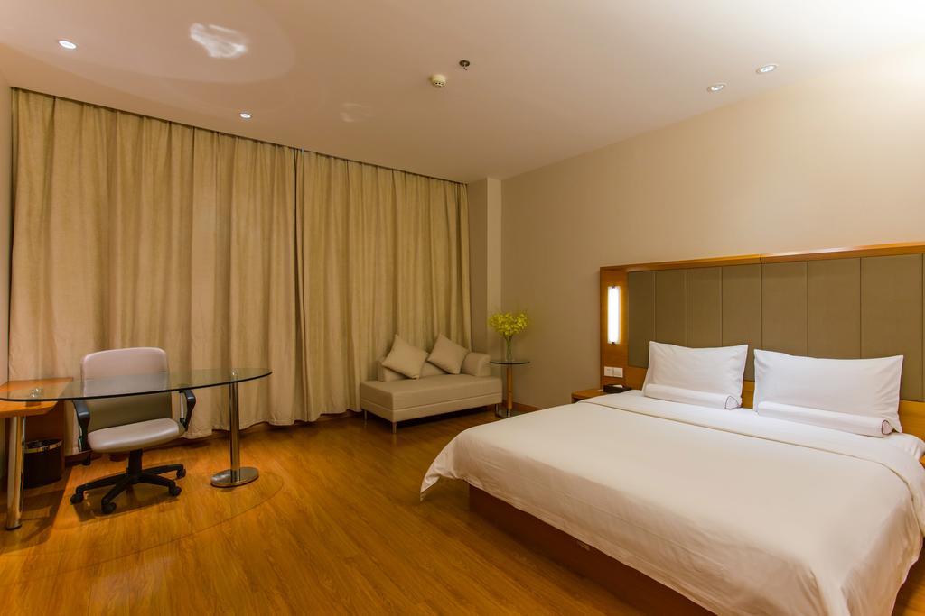 Ji Hotel Wuhan Guanggu Plaza Oda fotoğraf