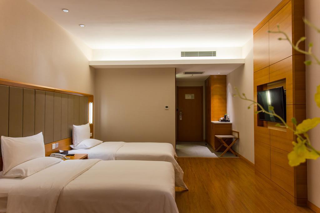 Ji Hotel Wuhan Guanggu Plaza Dış mekan fotoğraf